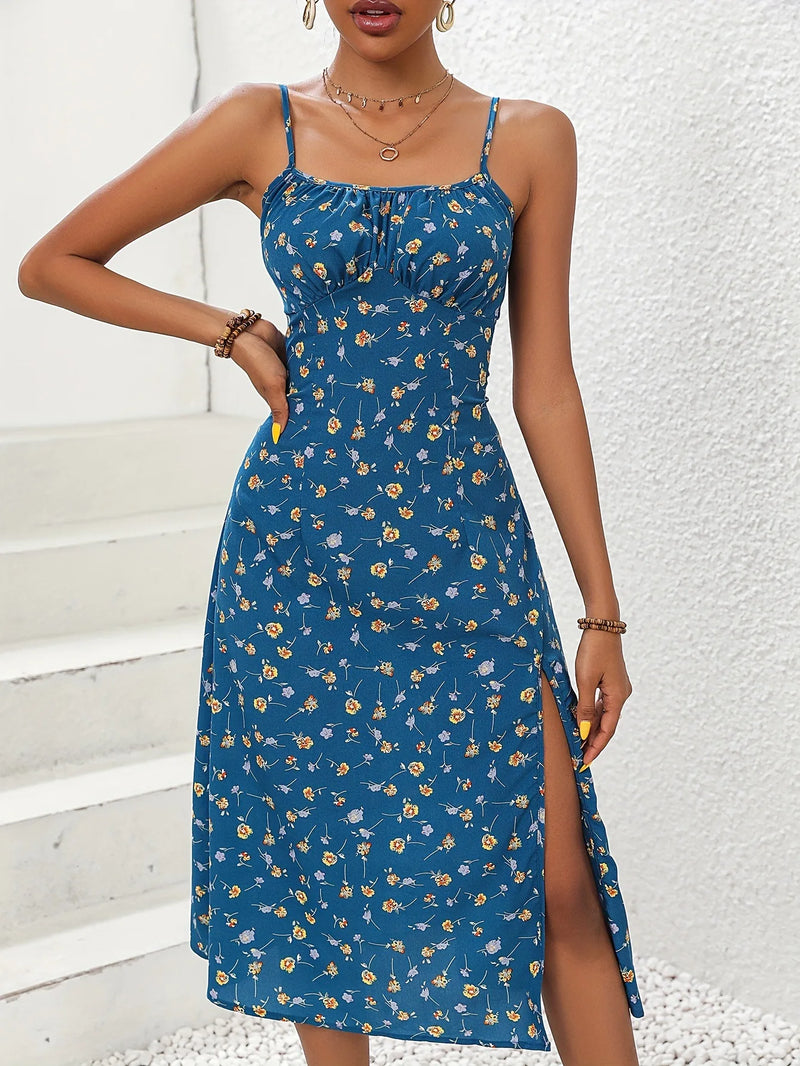 Vestido de Verão Com Alças Finas e Estampa de Bolinhas