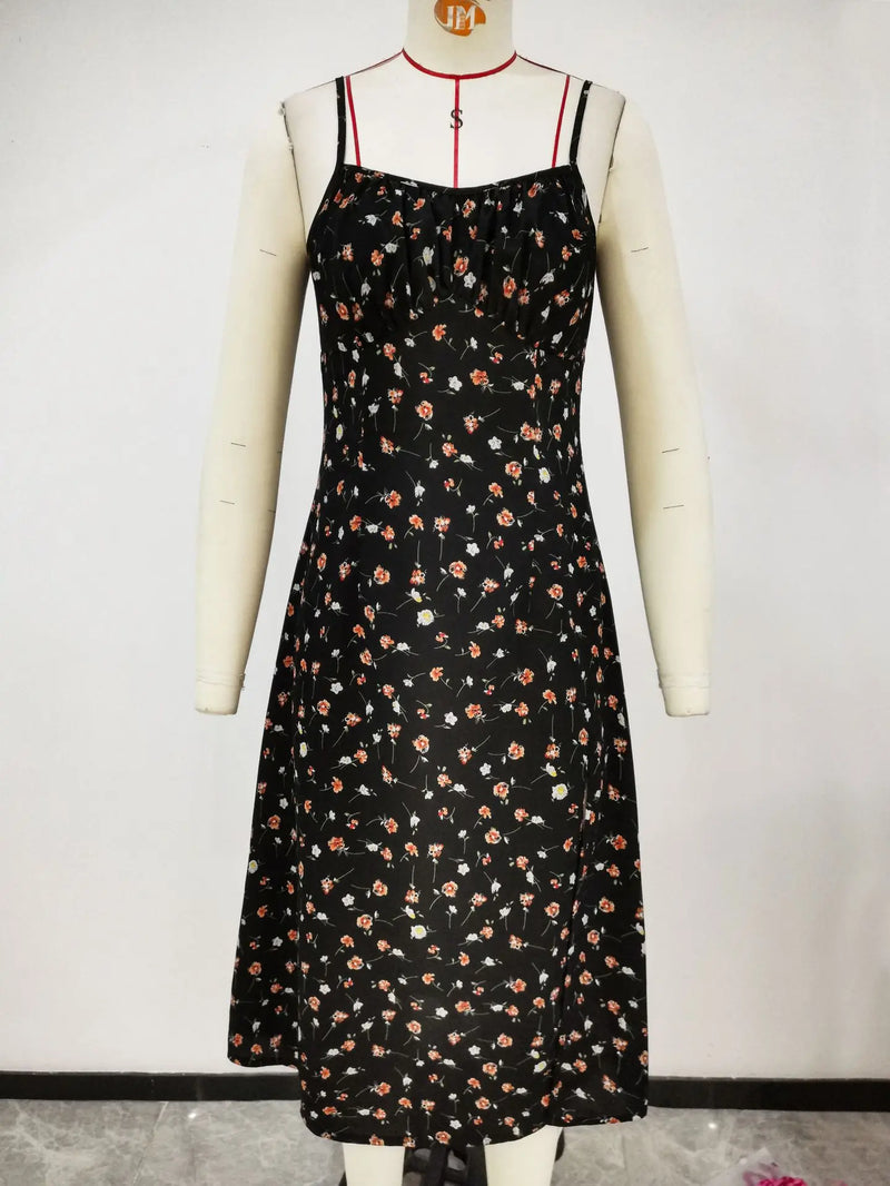 Vestido de Verão Com Alças Finas e Estampa de Bolinhas